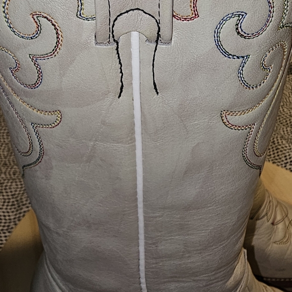 Womens Sz 7.5 Boulet Heeled Cream Leather Cowboy Boots - Picture 4 of 17